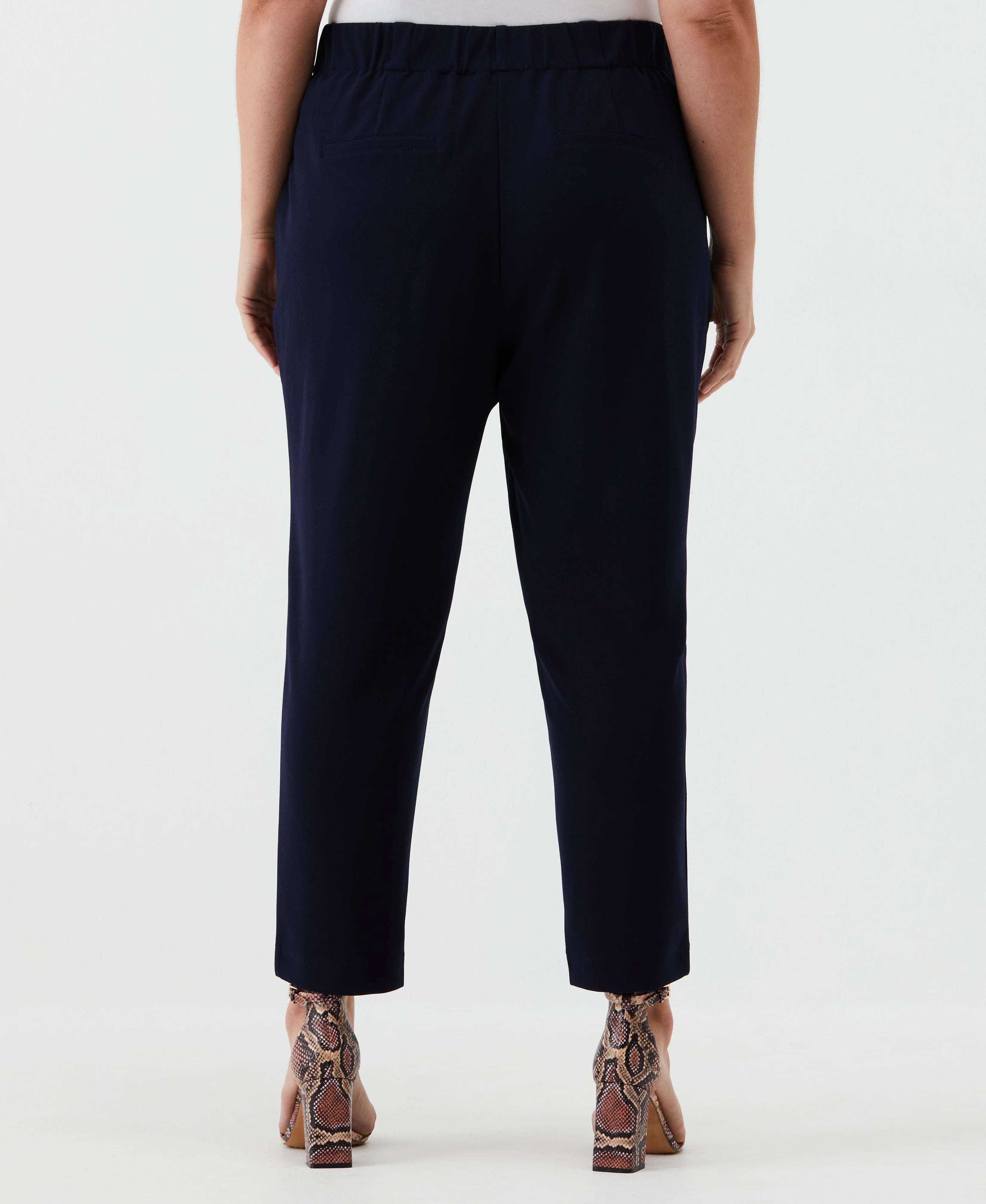 Plus Size Easy Pull On Pant