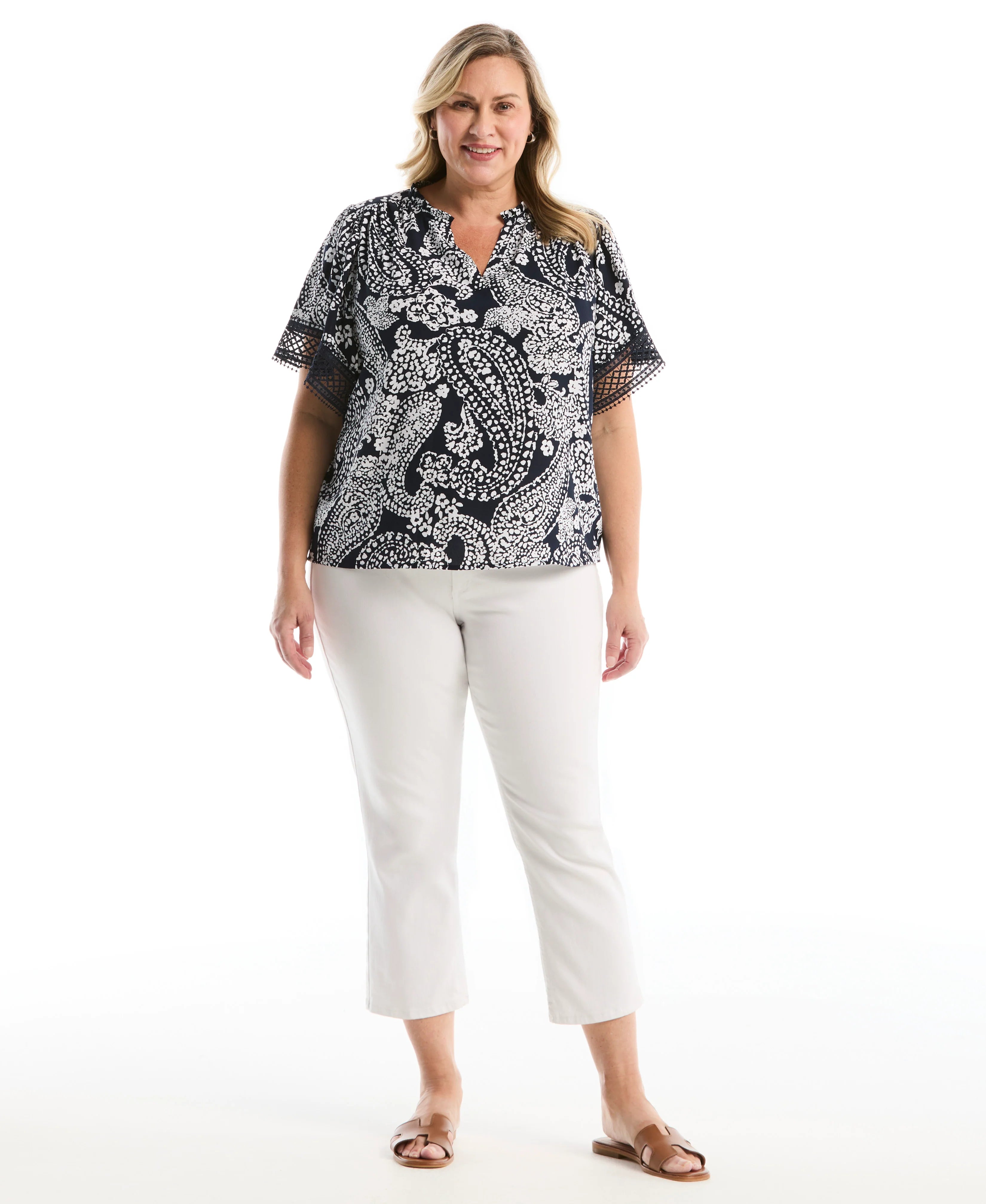 Plus Size Paisley Print Flutter Lace Sleeve Blouse