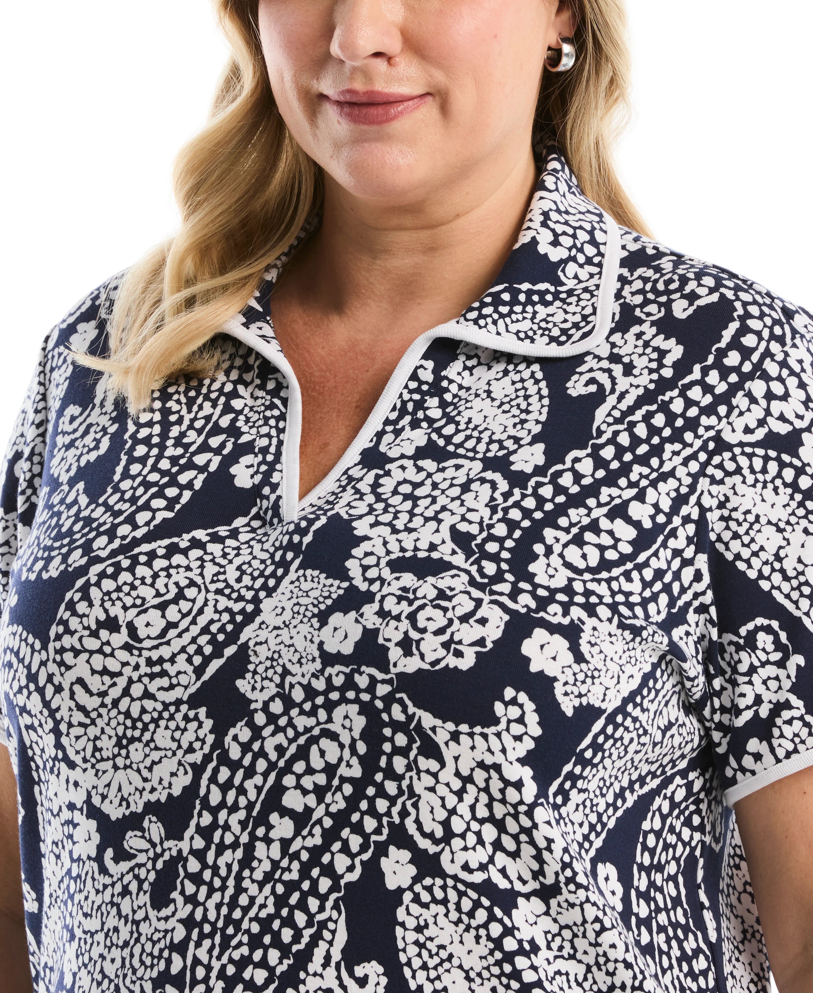 Plus Size Paisley Print Contrast Trim Johnny Collar Polo