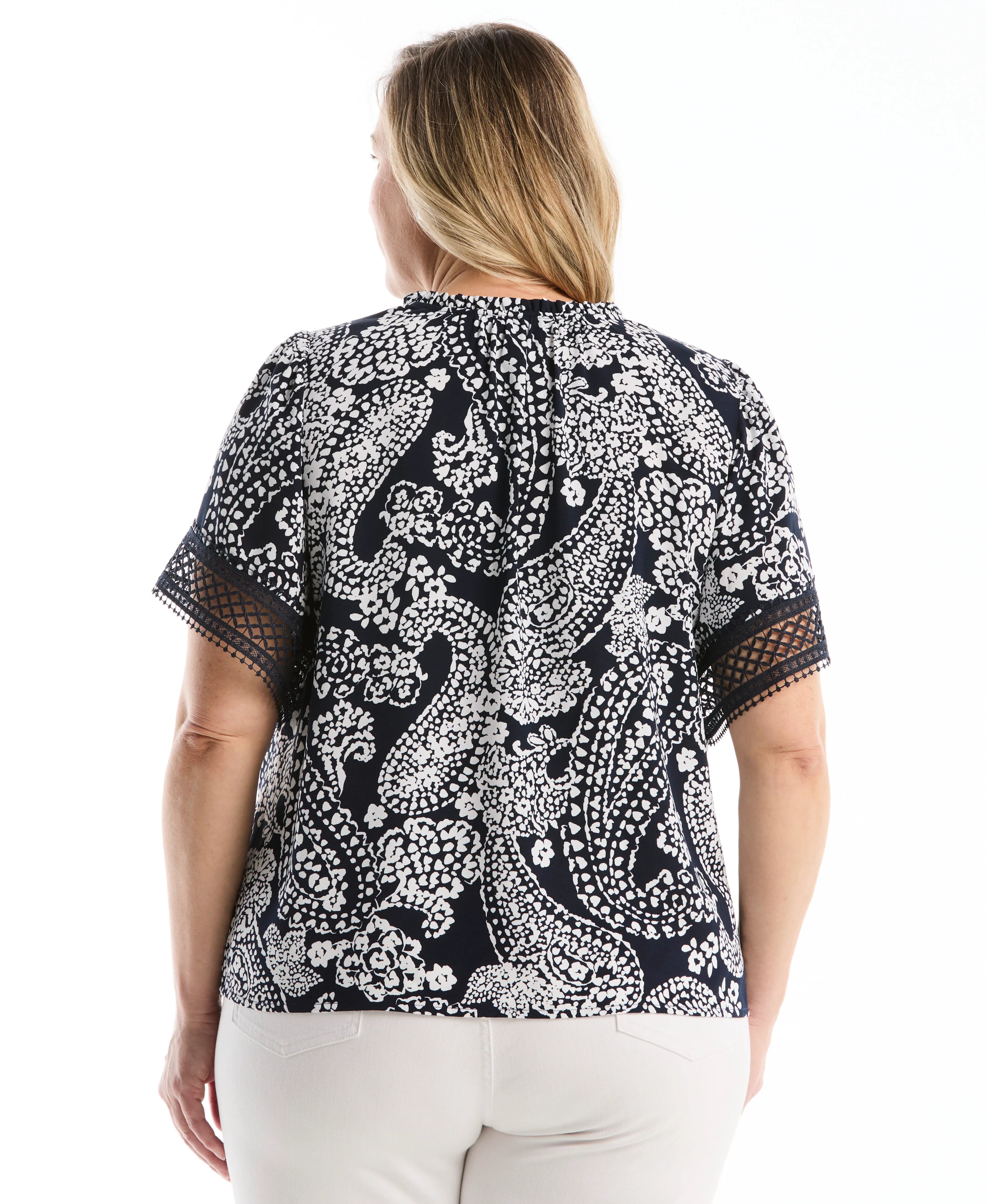 Plus Size Paisley Print Flutter Lace Sleeve Blouse