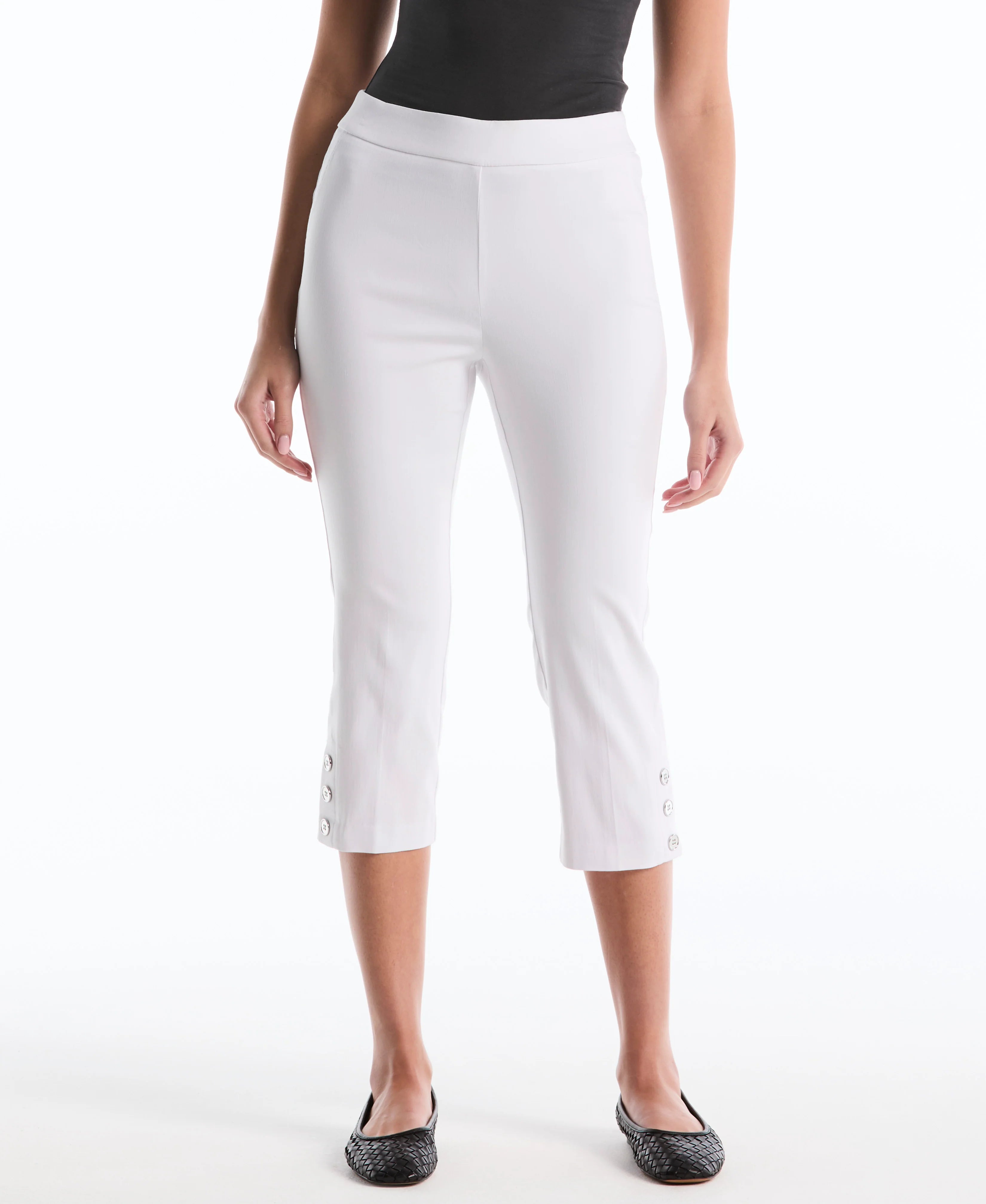 Button Detail Capri