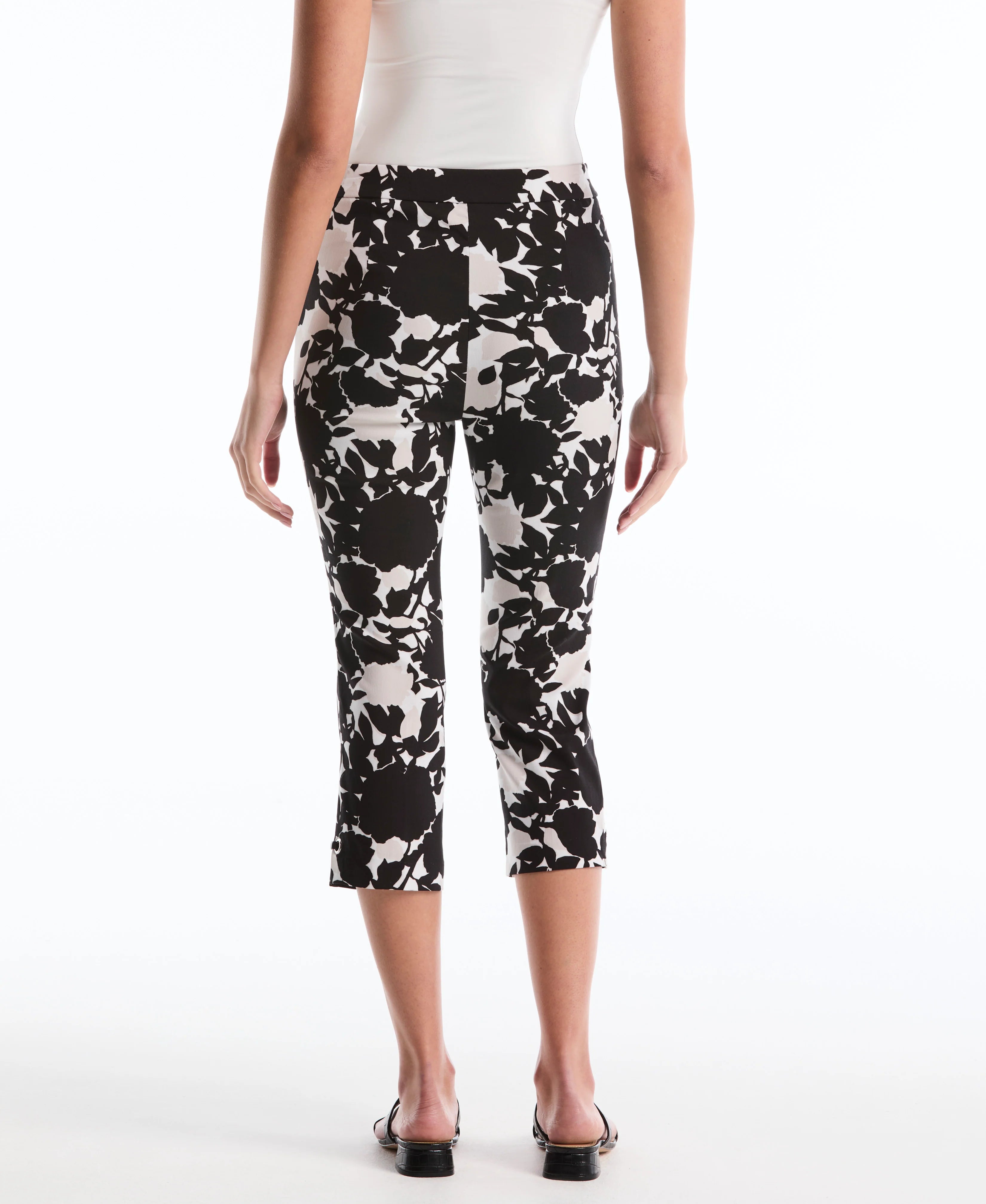 Floral Print Capri With Riveted Vent