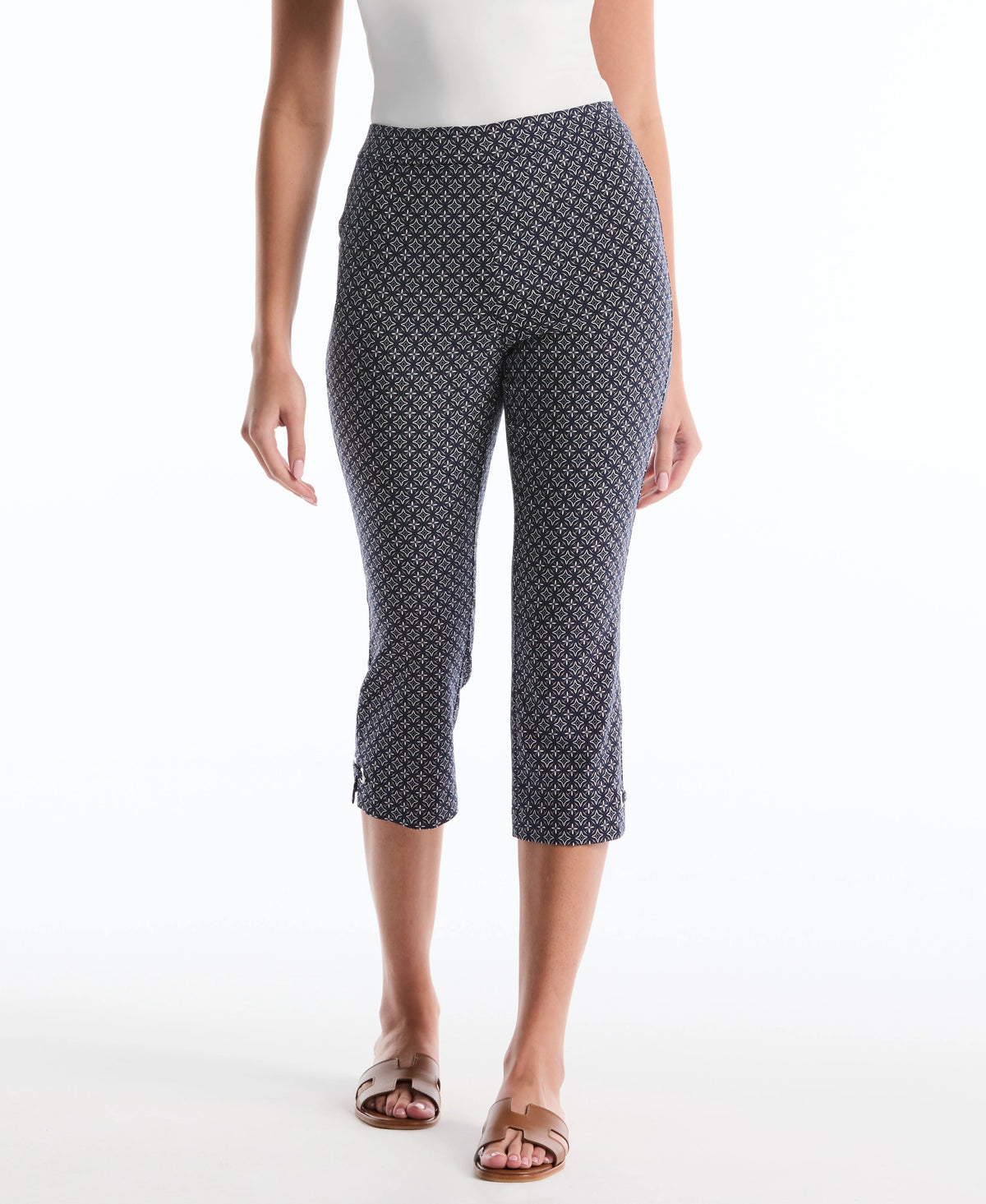 Petite Tile Print Capri With Riveted Vent