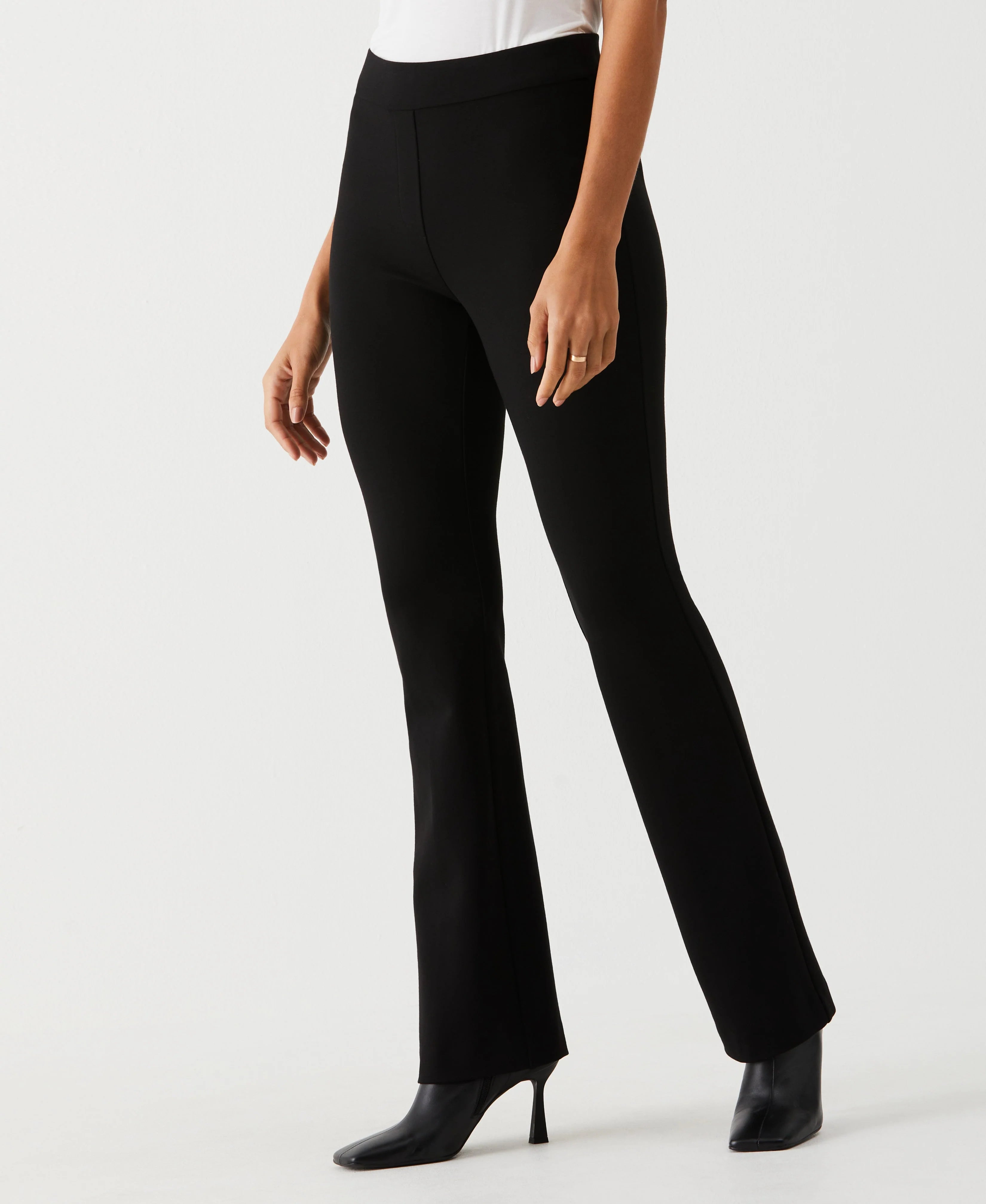 Petite Ponte Knit Bootcut Pull On Pant 30 inseam
